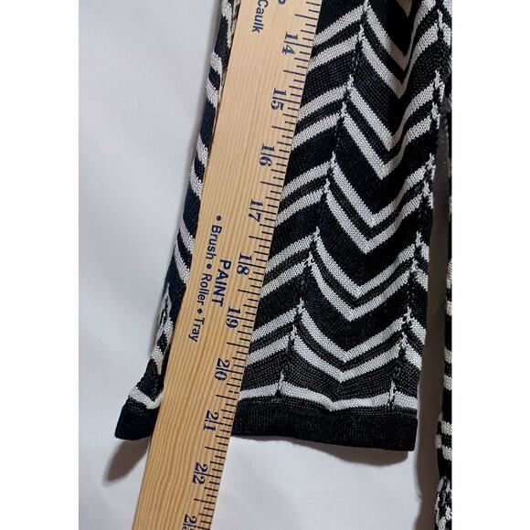 White House Black Market sz L Chevron Stripe Pointelle Sweater Dress Black White - Picture 6 of 9